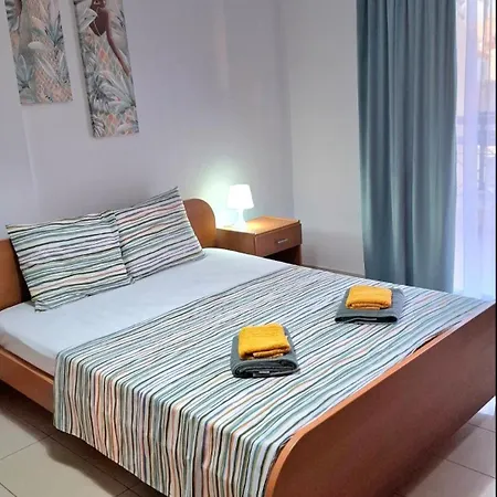 By The Way 1 Διαμέρισμα *