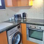 Apartment By The Way 1 *