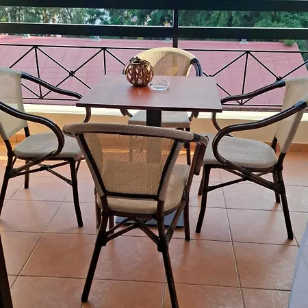Apartamento By The Way 1 *