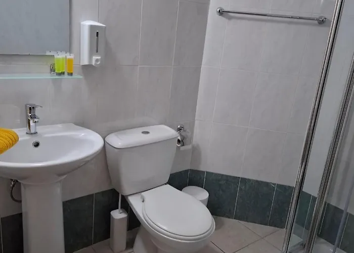 アパート By The Way 1 ラルナカ