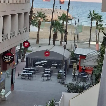 By The Way 1 Daire Larnaca